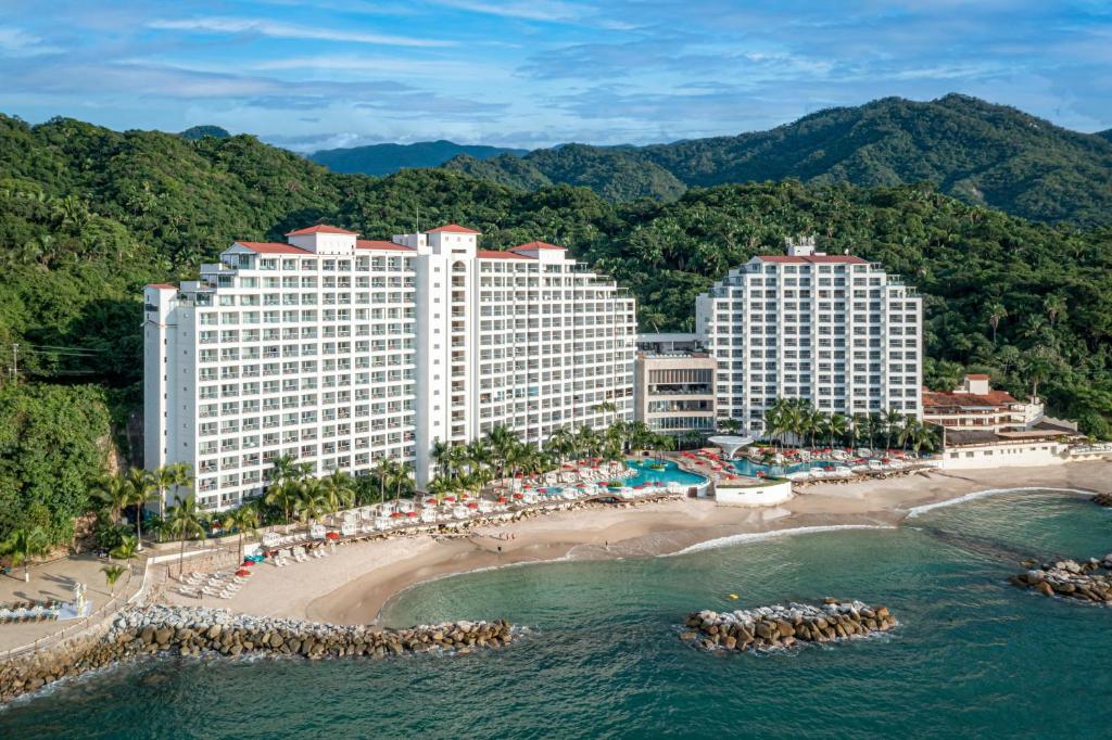 Hilton Vallarta Riviera all-inclusive beachfront resort with infinity pools and ocean views in Puerto Vallarta, Mexico.